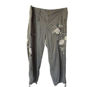 The Limited Women's Floral Embroidered Capri Pants Size 4 Multicolor